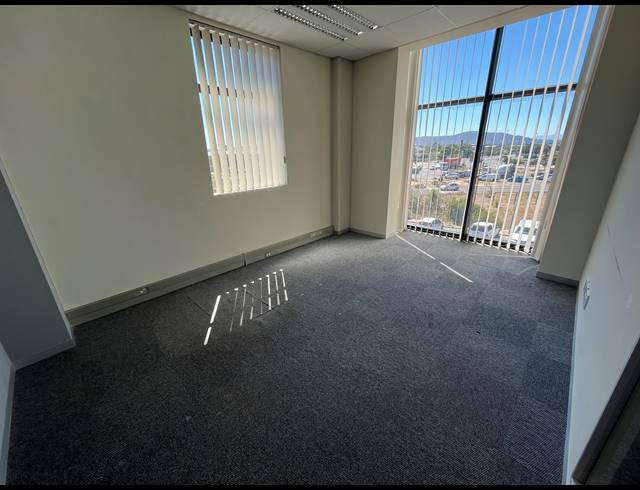 209M² BUSINESS TO LET IN MILNERTON CENTRAL